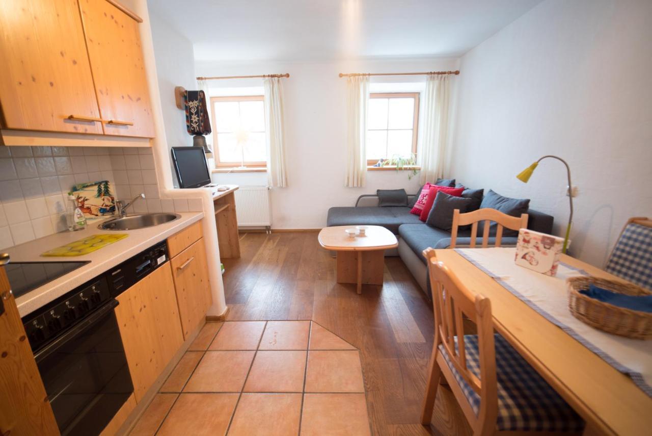 Ferienwohnung Huberhof Oberndorf in Tirol Exterior foto