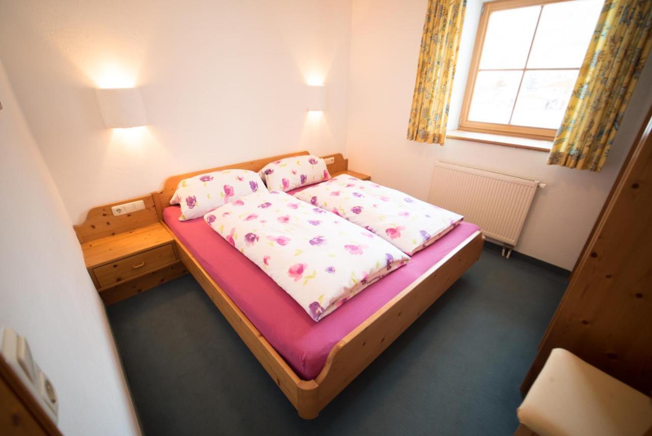 Ferienwohnung Huberhof Oberndorf in Tirol Exterior foto